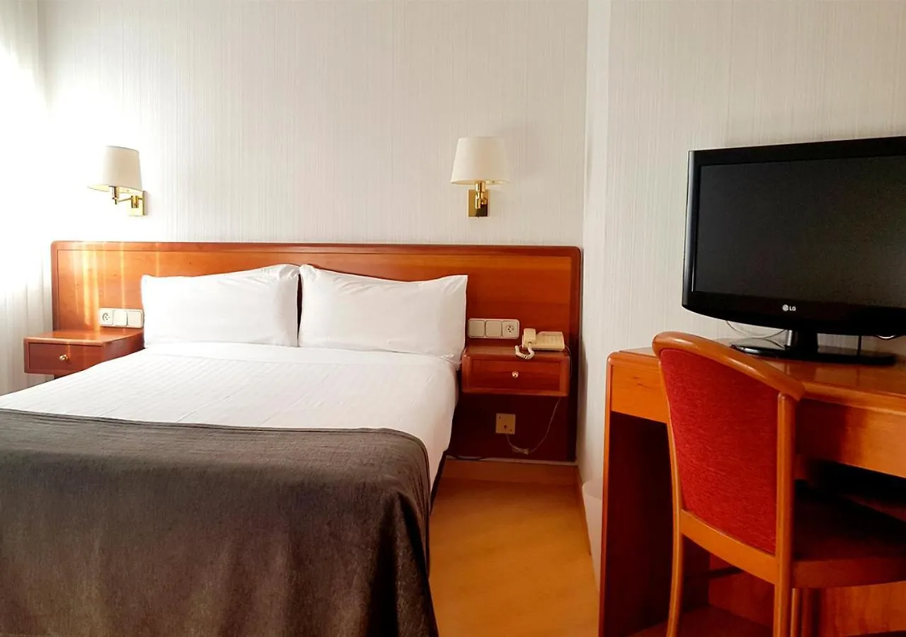 ז'ירונה Hotel Ultonia ספרד