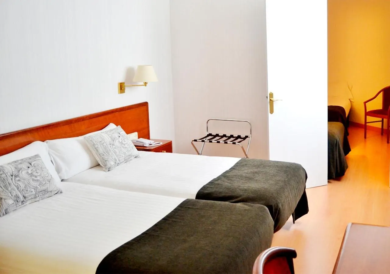 Hotel Ultonia Gerona 3*,